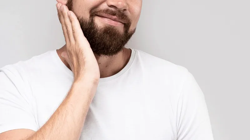 Lo que Debe Saber si Está Considerando un Trasplante de Barba